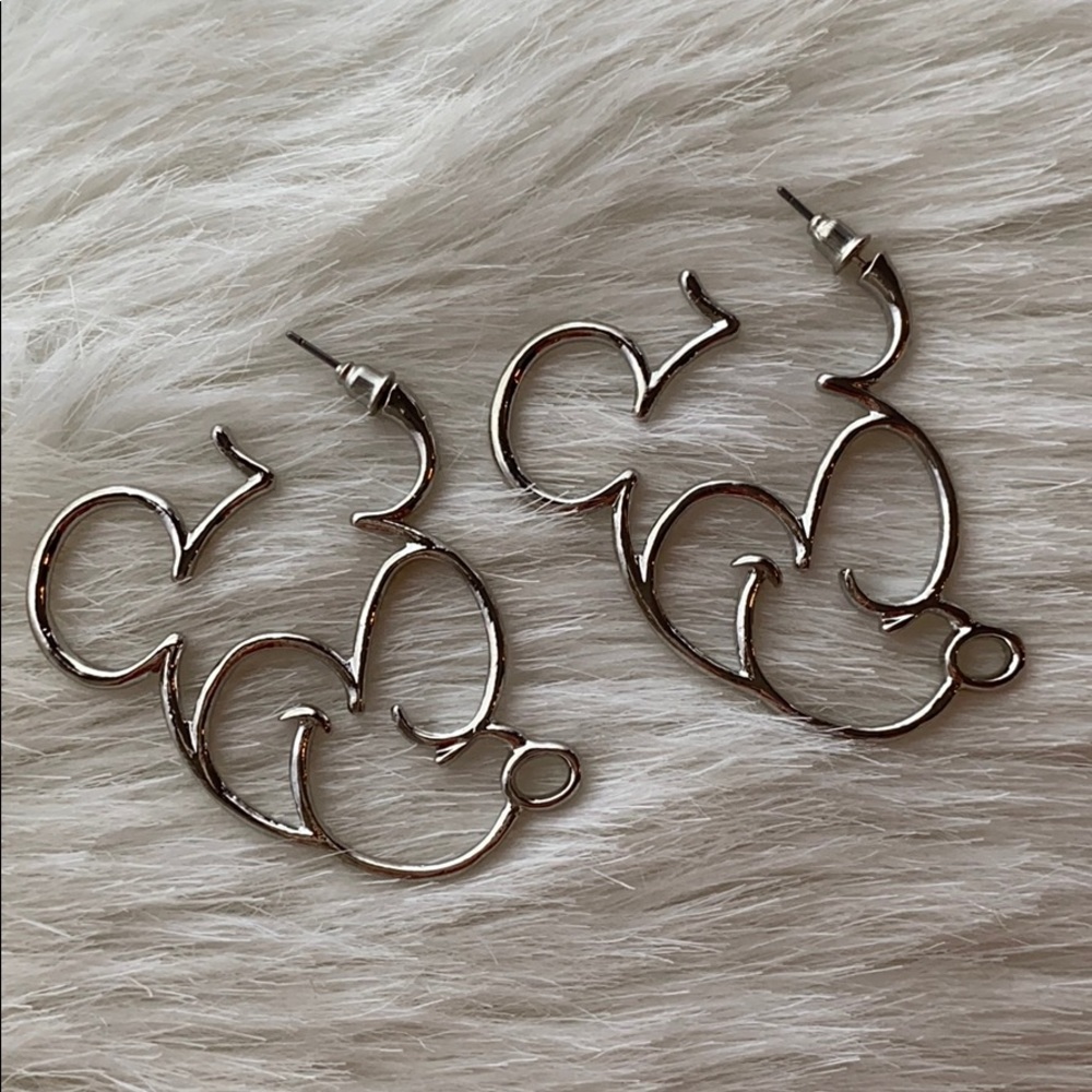 Mickey Mouse outline earrings in silver
